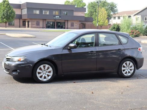 Used 2010 Subaru Impreza 2.5i AWD/4WD image 10