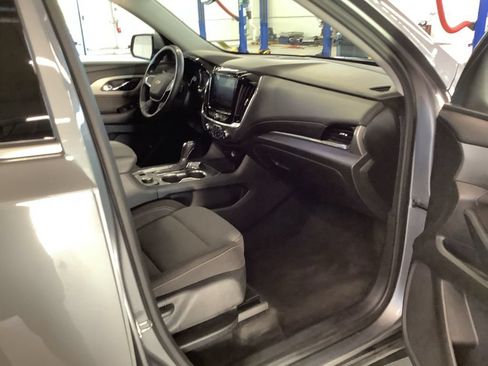 Used 2020 Chevrolet Traverse LT AWD/4WD image 13