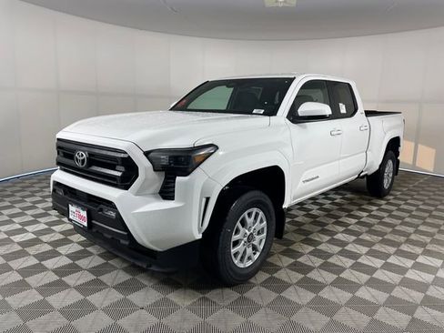 New 2026 Toyota Tacoma SR5 image 1