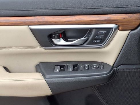 Used 2021 Honda CR-V Touring image 19