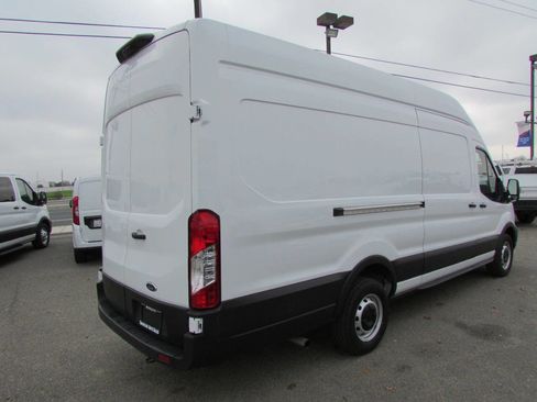 Used 2022 Ford Transit 250 148 High Roof Extended image 6