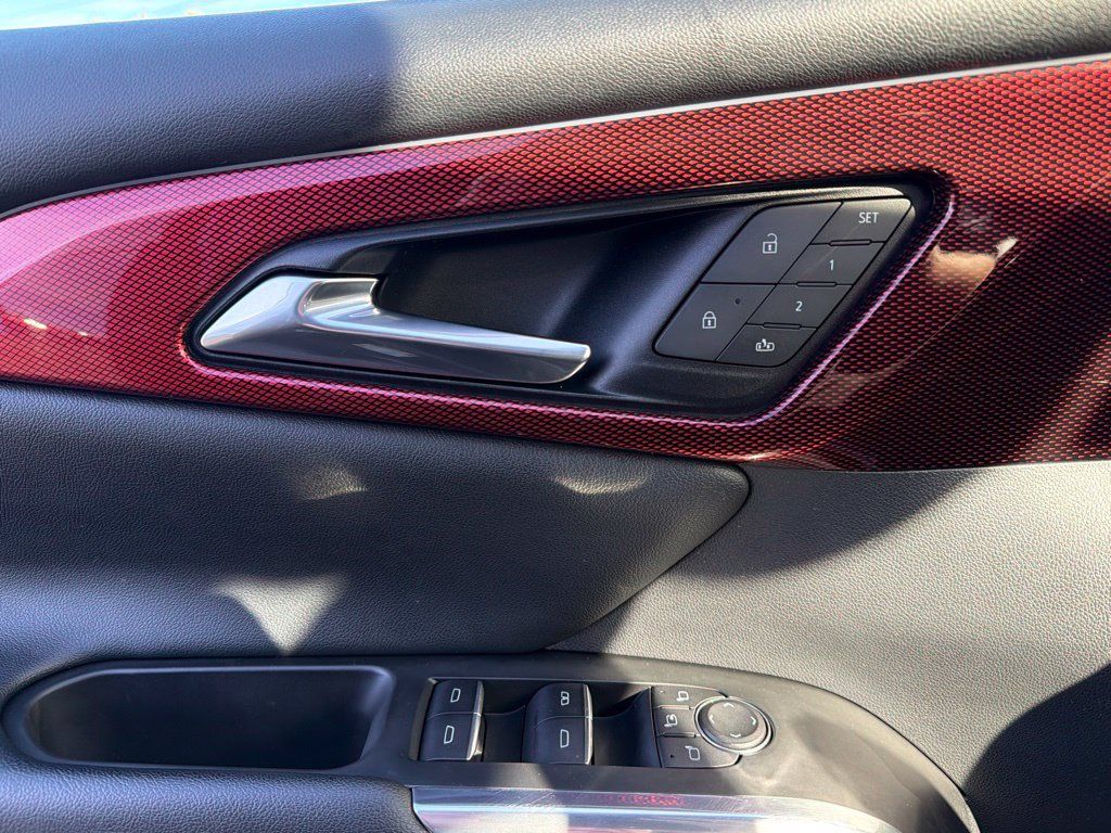 Used 2024 Chevrolet Traverse RS w/ LPO, Floor Liner Package AWD/4WD image 26