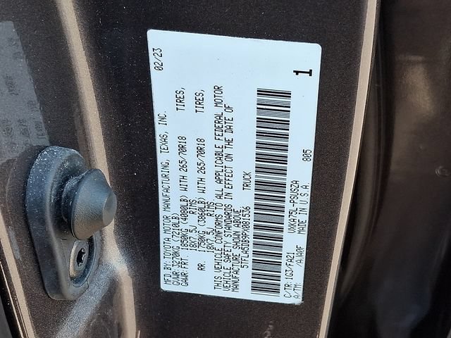 Used 2023 Toyota Tundra SR5 w/ SR5 Convenience Package AWD/4WD image 27