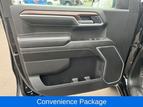 Used 2024 Chevrolet Silverado 1500 RST w/ Z71 Off-Road Package image 13