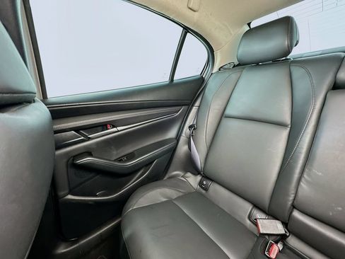 Used 2024 MAZDA MAZDA3 s FWD image 10
