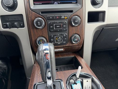 Used 2013 Ford F150 Lariat w/ Luxury Equipment Group image 16