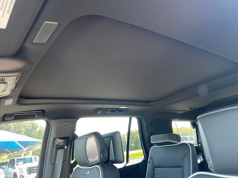 New 2025 GMC Yukon AT4 Ultimate image 22