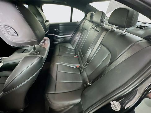 Used 2025 BMW 330i Sedan image 27