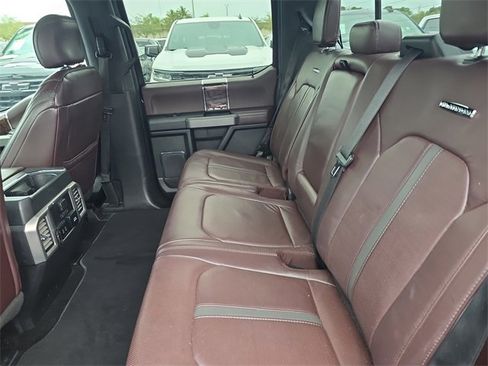 Used 2017 Ford F150 Platinum w/ Equipment Group 701A Luxury image 15