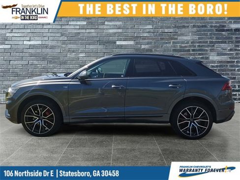 Used 2019 Audi Q8 Prestige image 2
