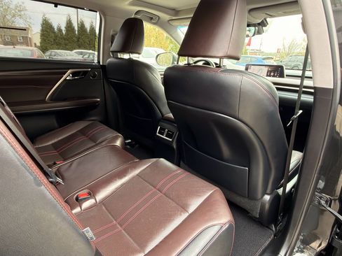 Used 2018 Lexus RX 350L Luxury w/ Accessory Package image 21