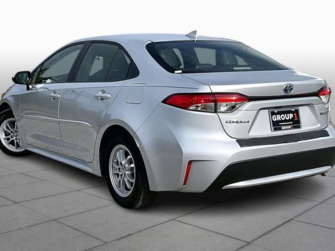 Used 2022 Toyota Corolla LE image 11