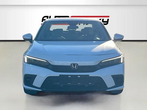 Used 2022 Honda Civic LX image 2