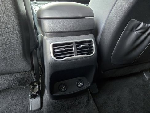 Used 2023 Hyundai Santa Fe Blue image 11