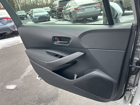 Used 2024 Toyota Corolla LE image 25