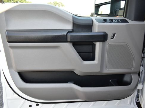 Used 2019 Ford F250 XL w/ STX Appearance Package AWD/4WD image 35