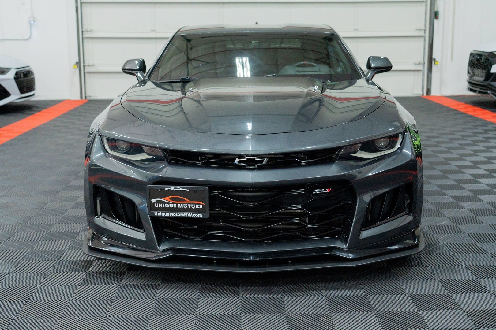 Used 2018 Chevrolet Camaro ZL1 RWD image 2