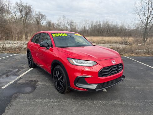 Used 2024 Honda HR-V Sport image 8