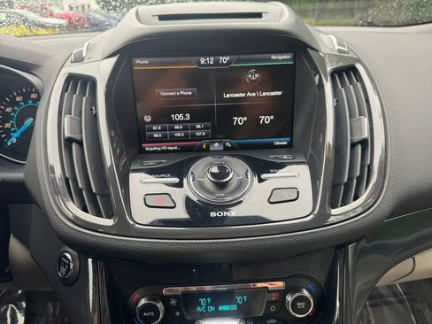 Used 2014 Ford Escape Titanium FWD image 21