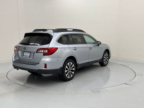 Used 2016 Subaru Outback 2.5i Limited image 6