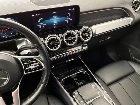 Used 2023 Mercedes-Benz GLB 250 image 14