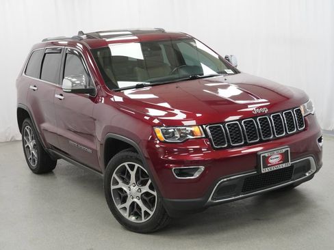 Certified 2020 Jeep Grand Cherokee Limited w/ Luxury Group II image 8