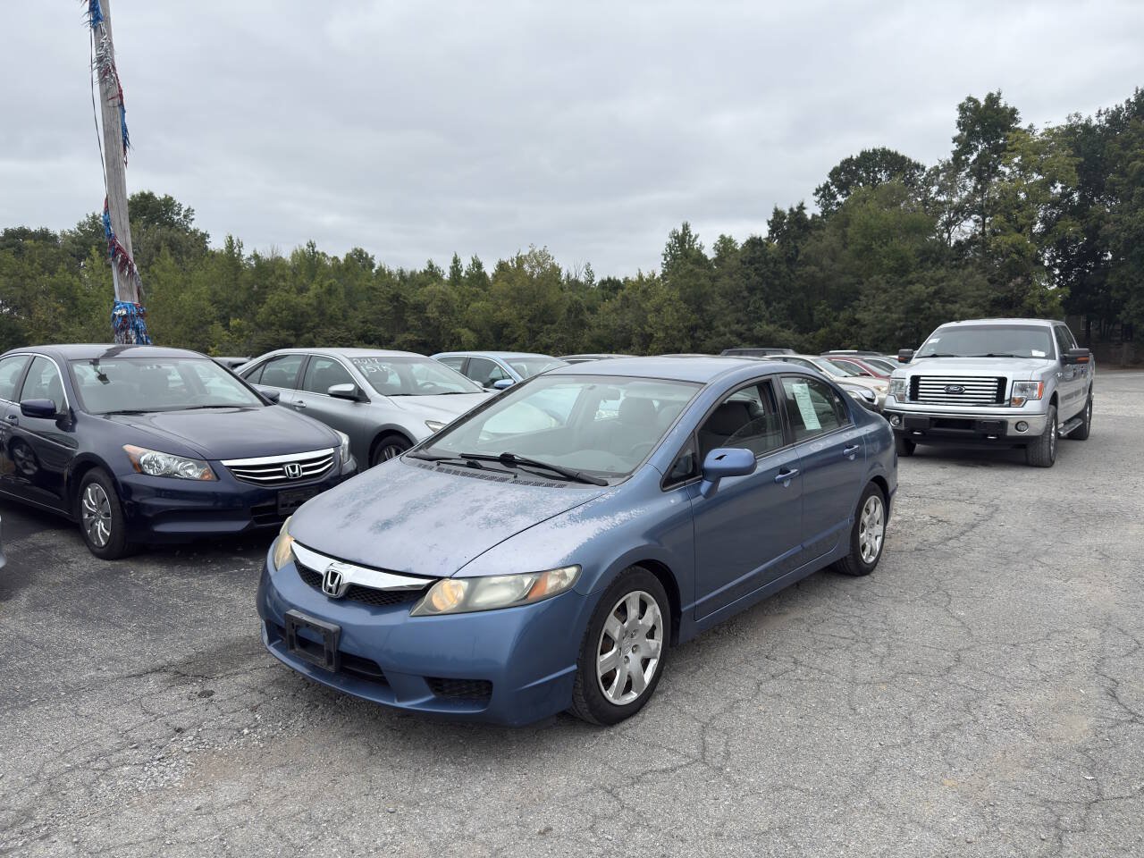 Used 2010 Honda Civic LX image 2
