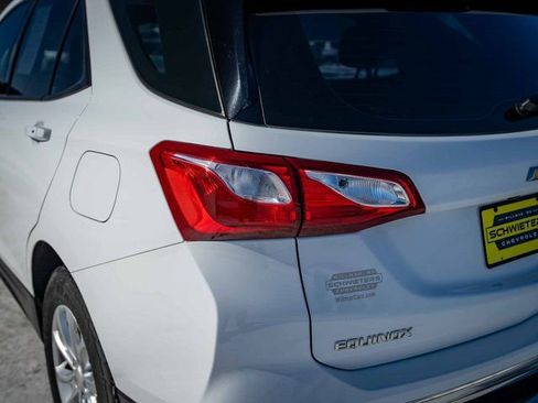Used 2018 Chevrolet Equinox LS image 9