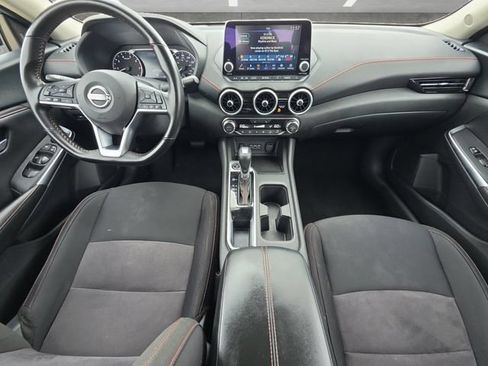 Used 2025 Nissan Sentra SR FWD image 20
