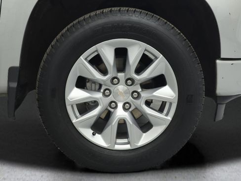 Used 2022 Chevrolet Silverado 1500 Custom image 23