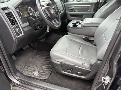 Used 2018 RAM 1500 Big Horn image 9