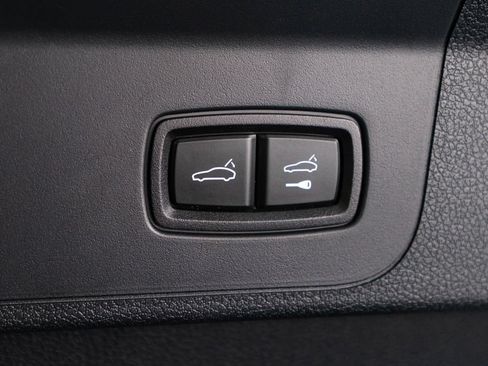 Certified 2023 Porsche Panamera 4 Platinum Edition AWD/4WD image 45