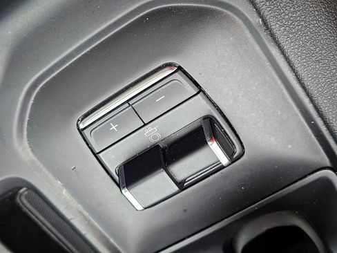 Certified 2024 GMC Sierra 1500 AT4 w/ Technology Package image 29