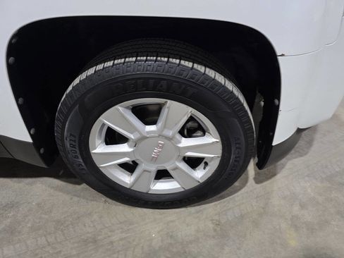 Used 2011 GMC Terrain SLE image 19