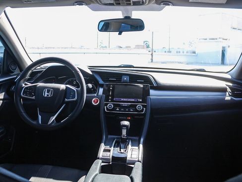 Used 2018 Honda Civic EX image 13