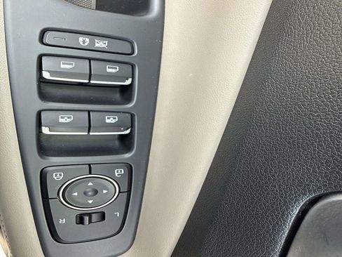 Used 2020 Hyundai Santa Fe SEL FWD image 19