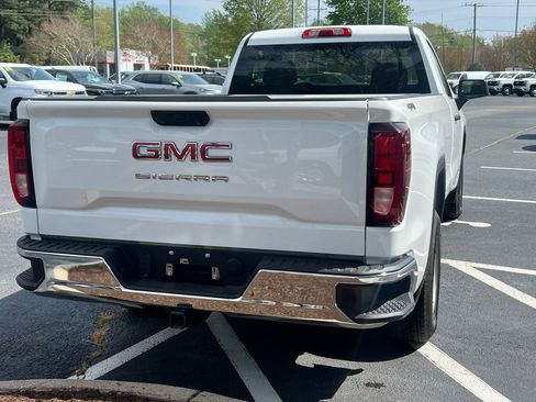 Used 2024 GMC Sierra 1500 Pro w/ Pro Value Package image 6