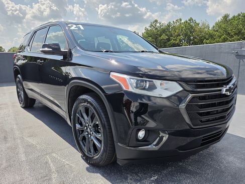Used 2021 Chevrolet Traverse RS FWD image 7