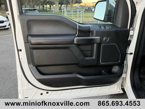 Used 2019 Ford F150 Platinum w/ Equipment Group 701A Luxury image 14