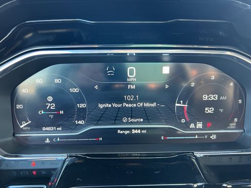 Used 2023 GMC Sierra 1500 SLT w/ SLT Premium Package image 27