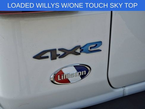Used 2024 Jeep Wrangler Unlimited AWD/4WD image 29