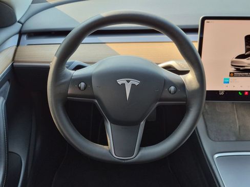 Used 2023 Tesla Model 3 Standard Range RWD image 30
