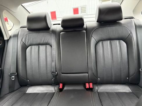 Used 2020 Volkswagen Passat 2.0T SEL image 21