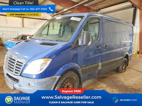 Used 2010 Freightliner Sprinter 2500 image 1