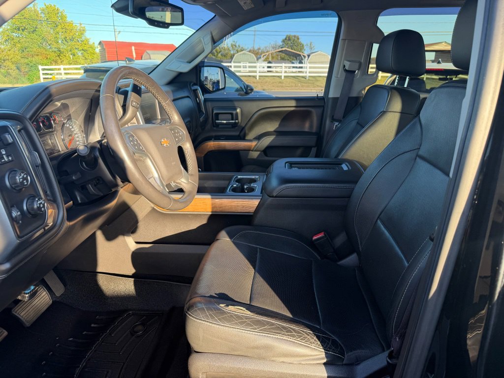 Used 2016 Chevrolet Silverado 1500 LTZ w/ Sport Package AWD/4WD image 9
