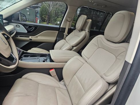 Used 2023 Lincoln Aviator Reserve w/ Equipment Group 201A image 27