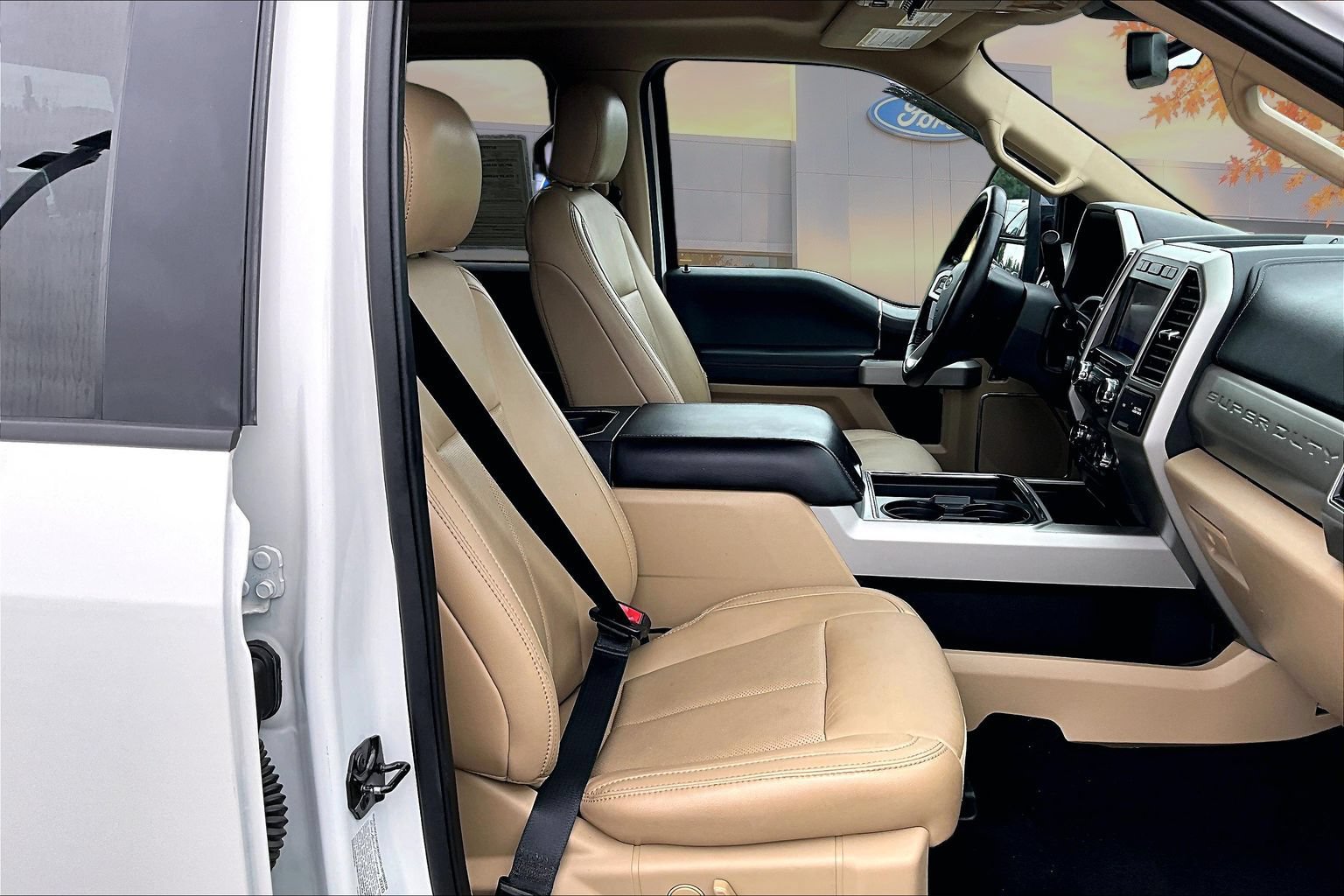 Used 2020 Ford F250 Lariat w/ Lariat Ultimate Package AWD/4WD image 30