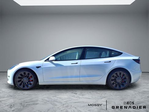 Used 2023 Tesla Model 3 Performance image 5