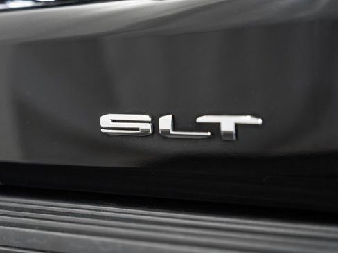 Used 2023 GMC Yukon SLT image 10