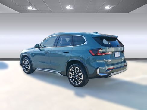 Used 2026 BMW X1 xDrive28i w/ Technology Package AWD/4WD image 3